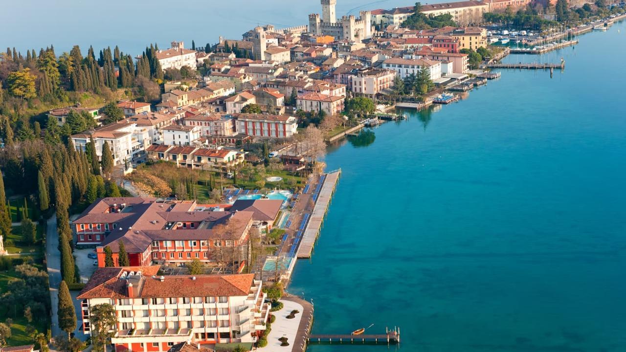 Aurora Sirmione Appartamenti Exteriör bild